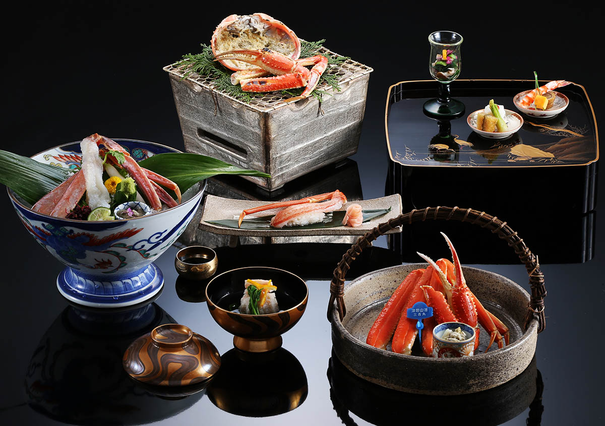 写真:「津居山かに」のみを使ったおお刺身やお寿司などのお料理