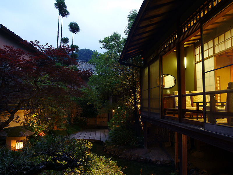 Photo: Kangetsu Suite Room
