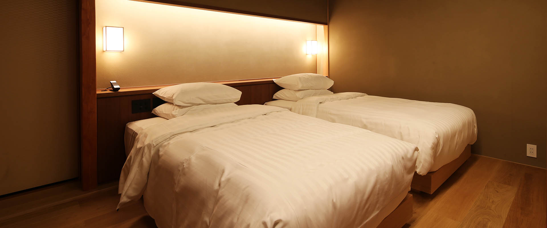 Photo: 山吹